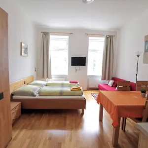 Apartmán Hellwagstrasse