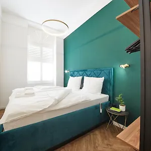 Nove Boutique Apartment