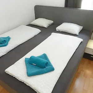 Apartmán In Near Schoenbrunn & Westbahnhof - Keyless Check-in