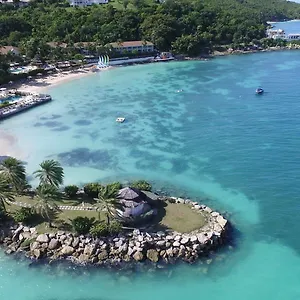 Курортный комплекс Blue Waters And