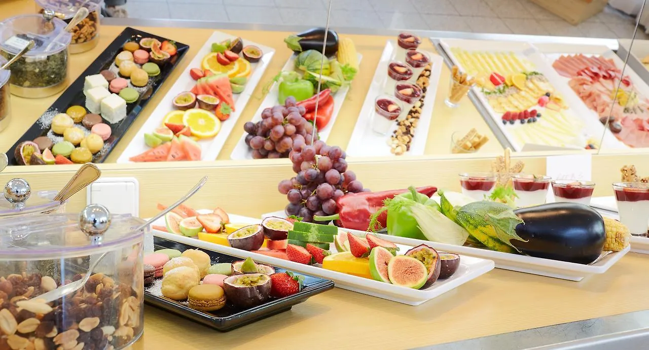Living Hotel Kaiser Franz Joseph Vienna 4*,  Austria